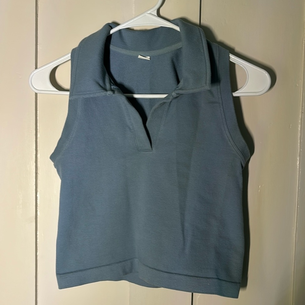 Collared tank top